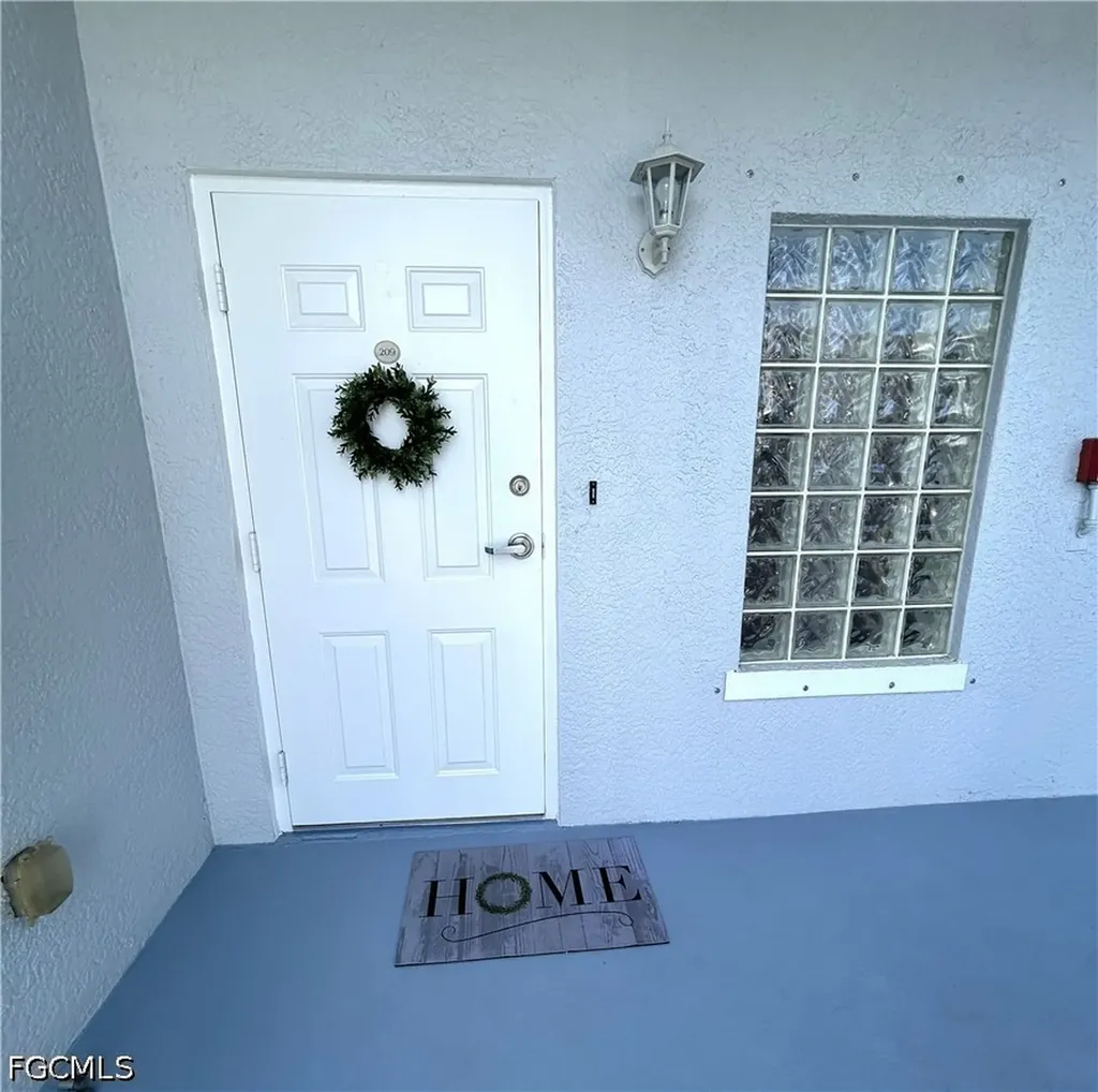 8513 Bernwood Cove Loop Fort Myers FL 33966