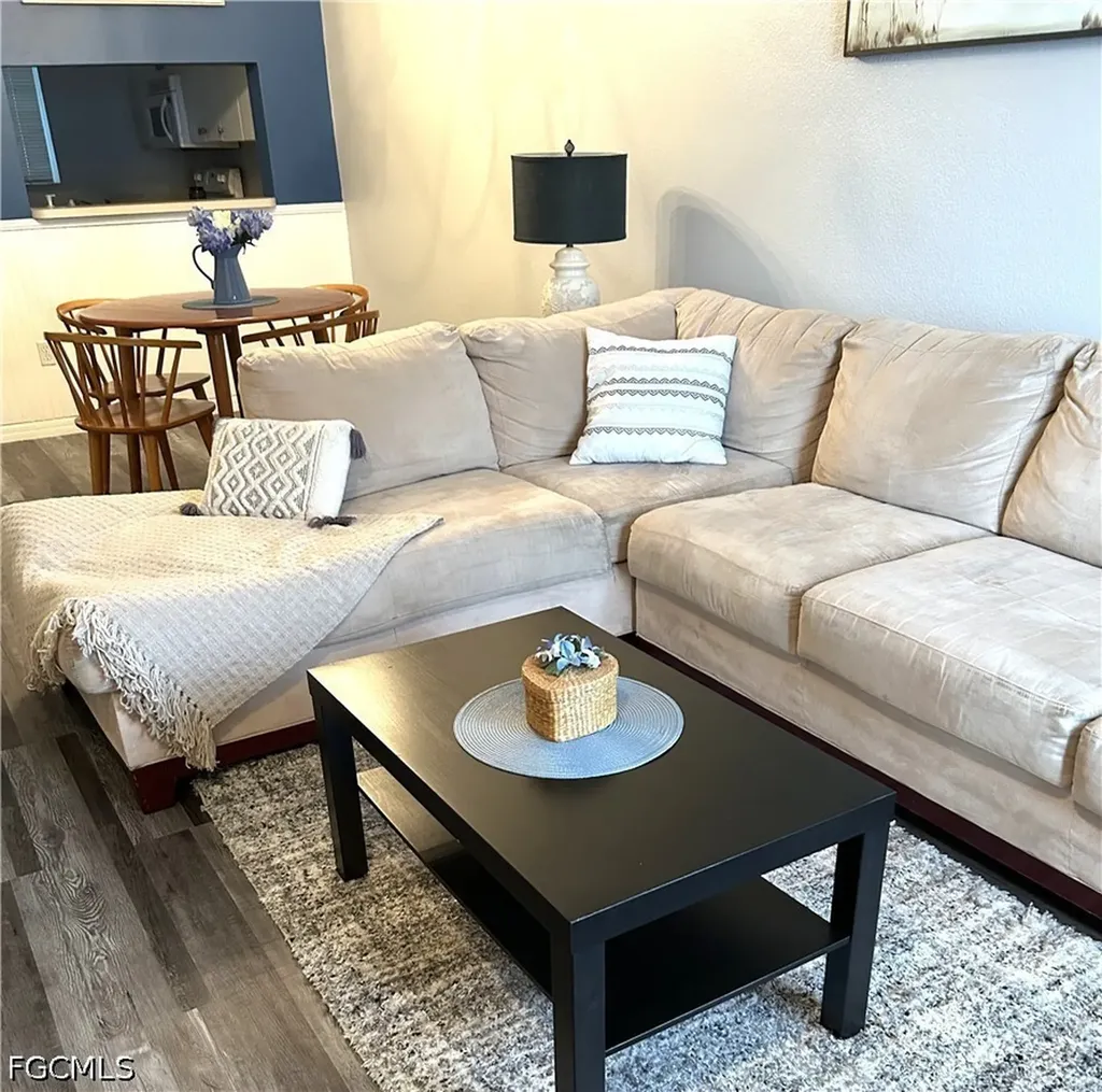 8513 Bernwood Cove Loop Fort Myers FL 33966