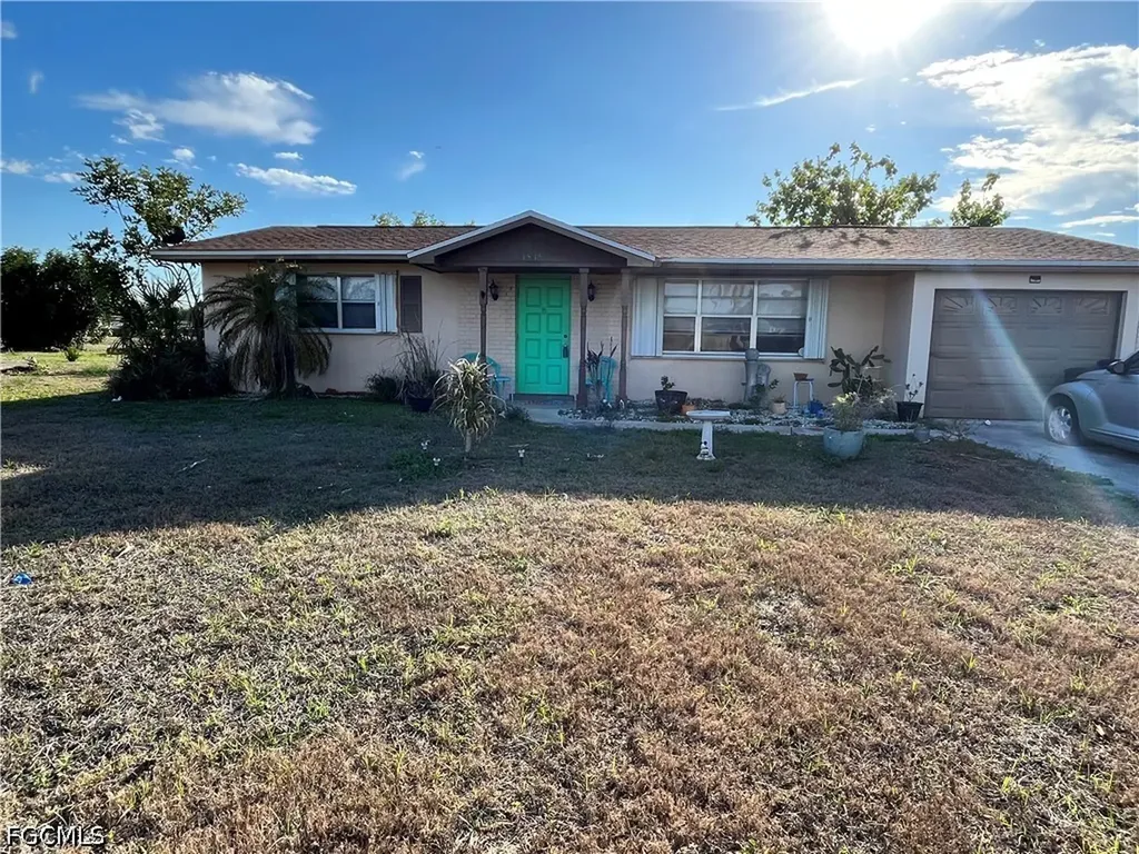 1515 Medford Place Lehigh Acres FL 33936