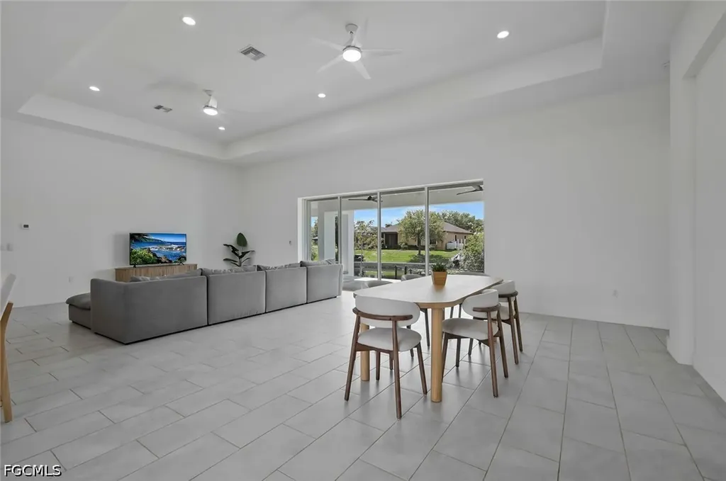 1428 NW 27th Place Cape Coral FL 33993