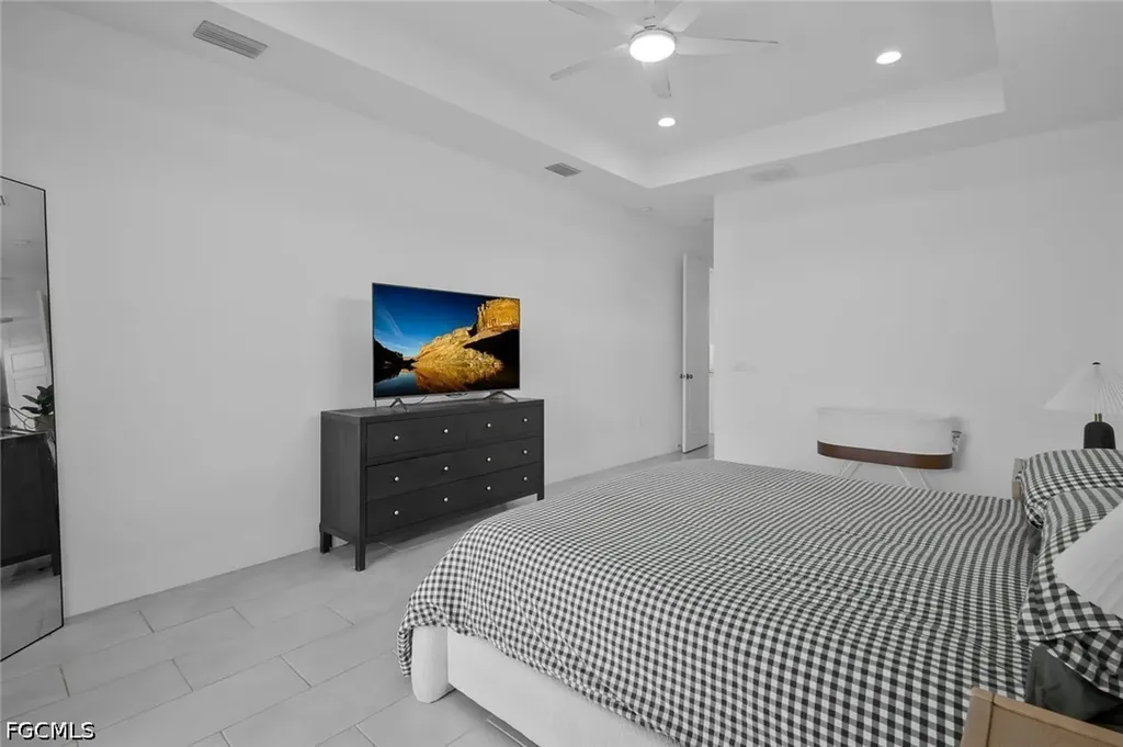 1428 NW 27th Place Cape Coral FL 33993