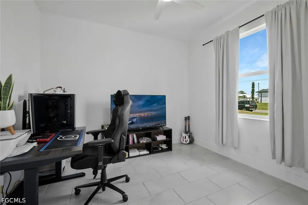 1428 NW 27th Place Cape Coral FL 33993