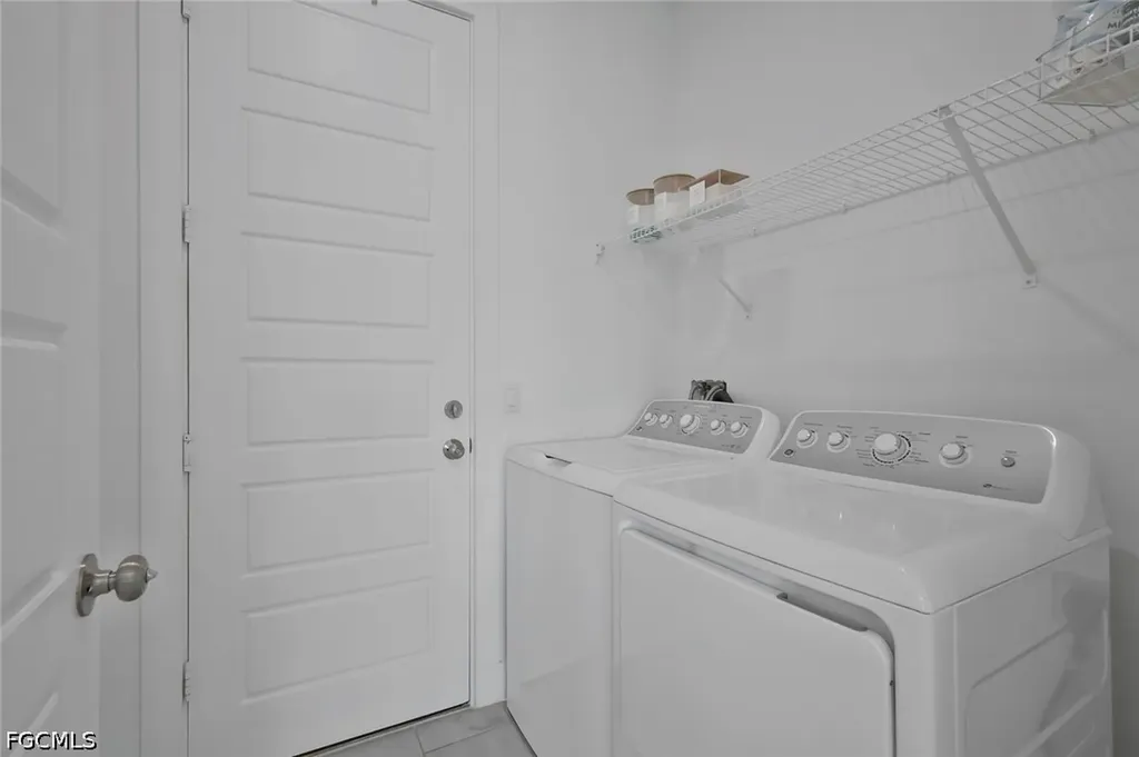 1428 NW 27th Place Cape Coral FL 33993