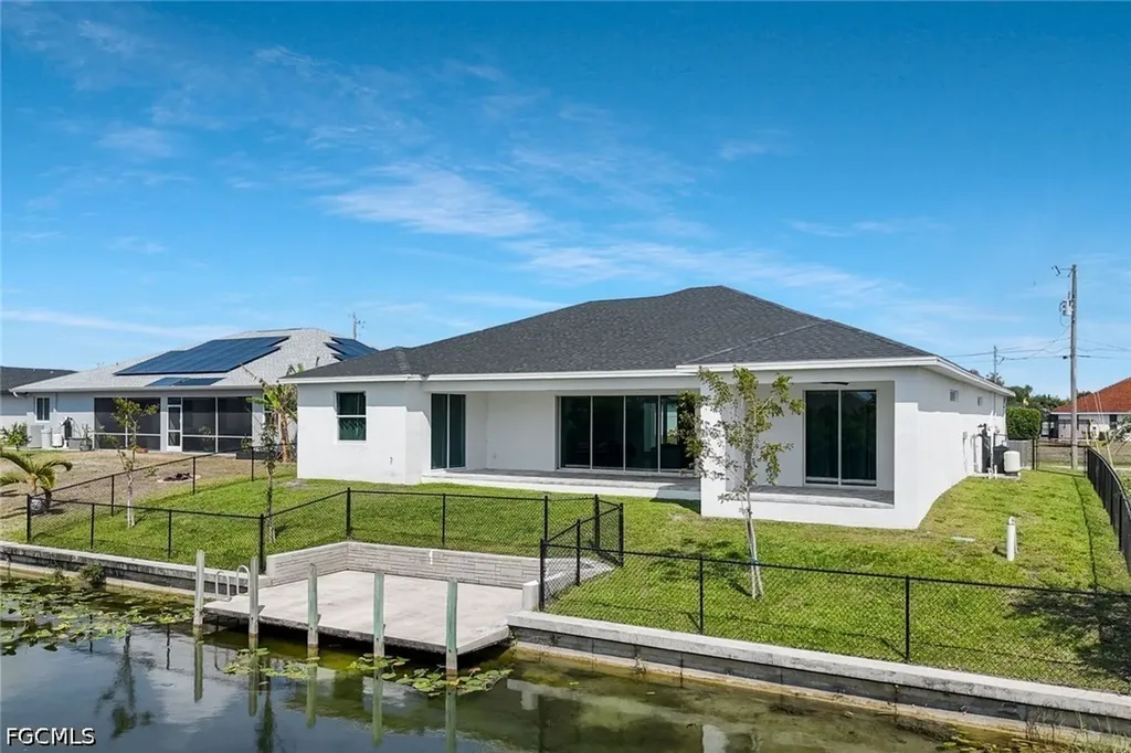 1428 NW 27th Place Cape Coral FL 33993