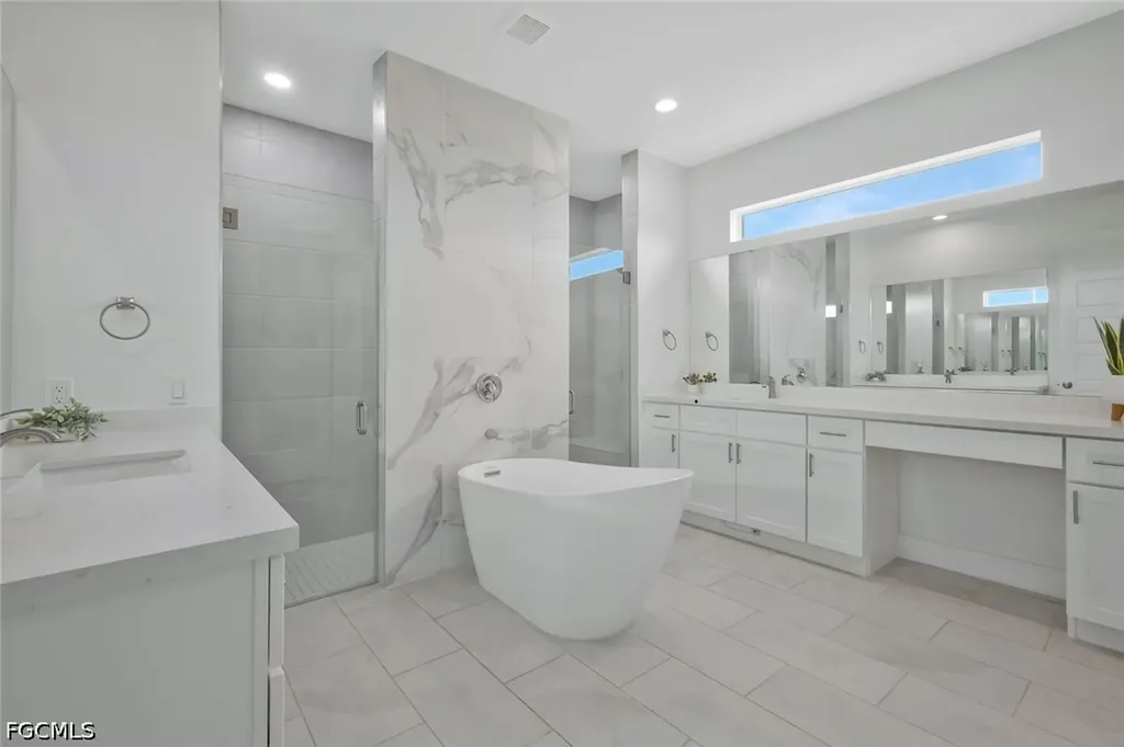 1428 NW 27th Place Cape Coral FL 33993