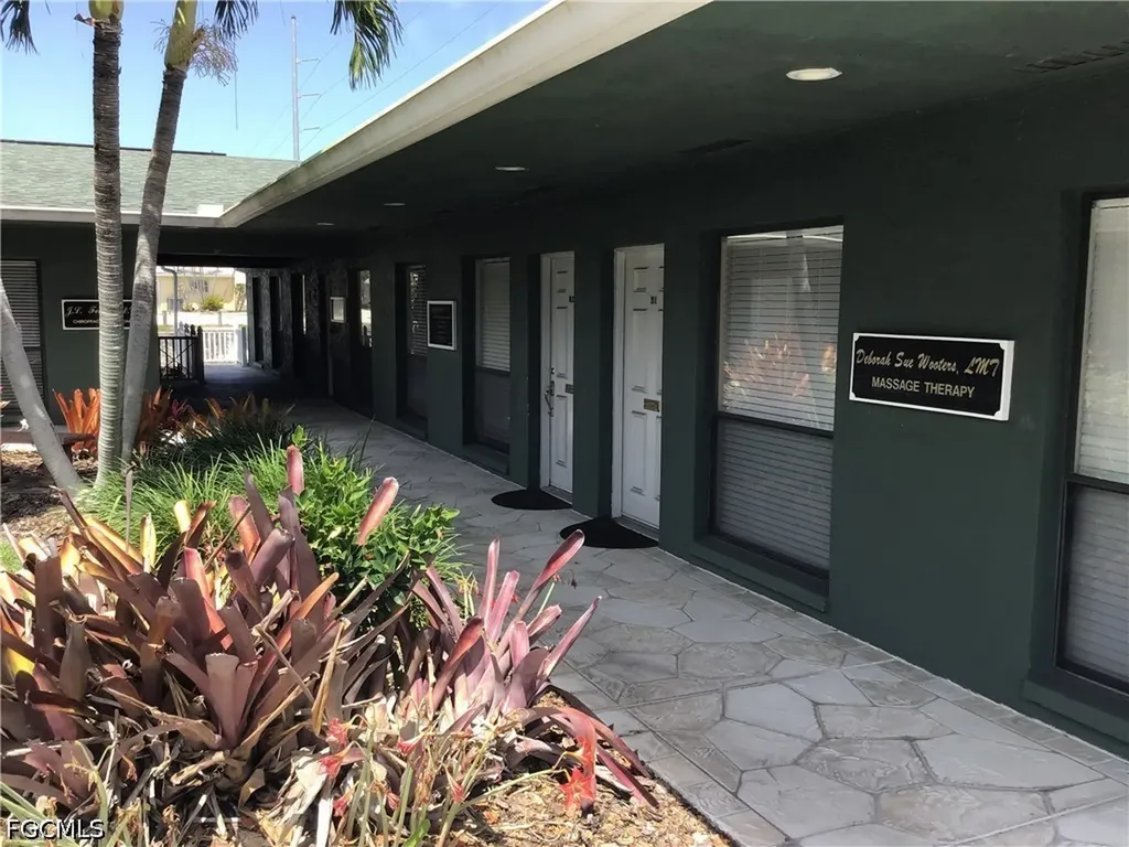 4020 Del Prado Boulevard S Cape Coral FL 33904