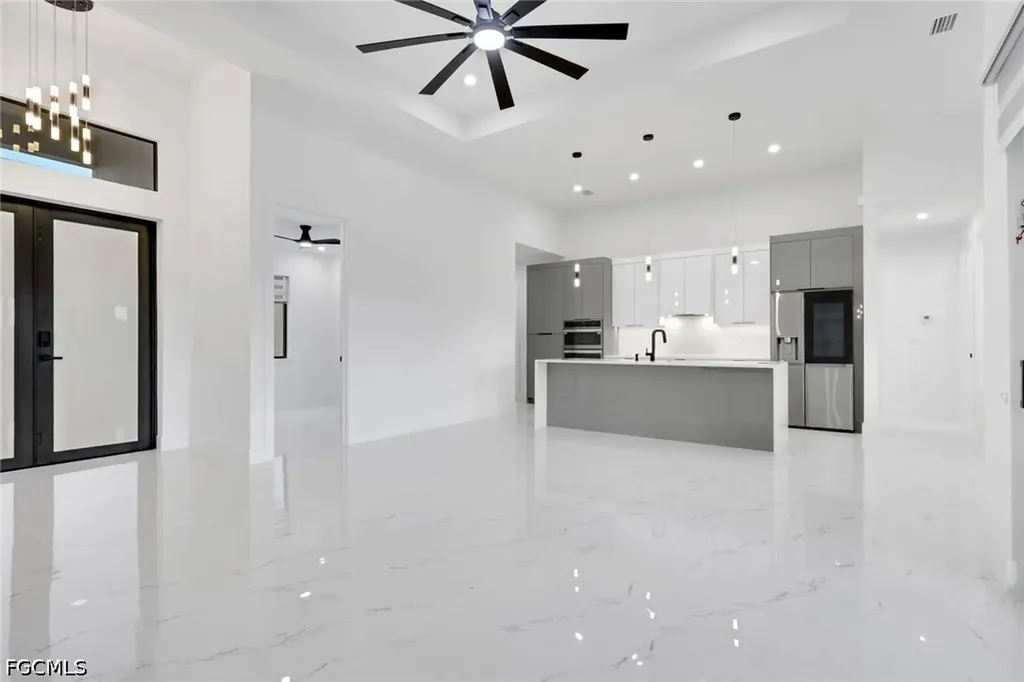 246 Gleason Parkway Cape Coral FL 33914
