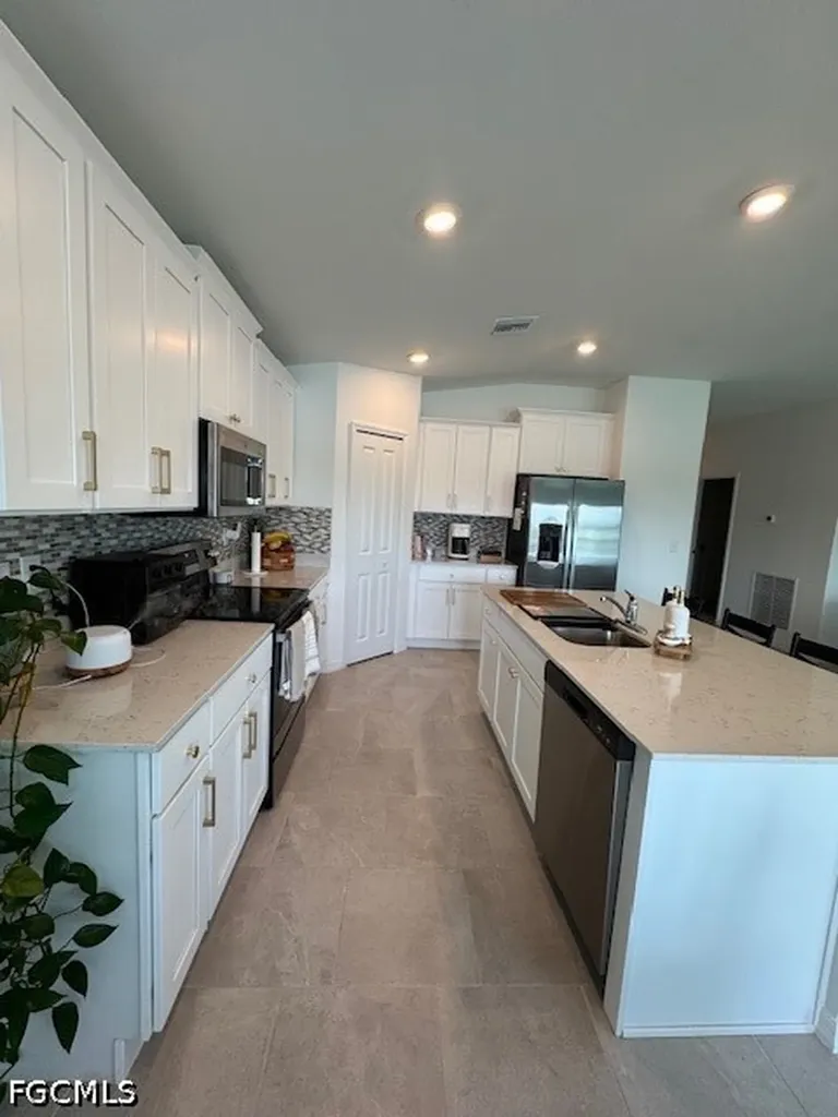 3892 Treasure Oak Way Fort Myers FL 33905