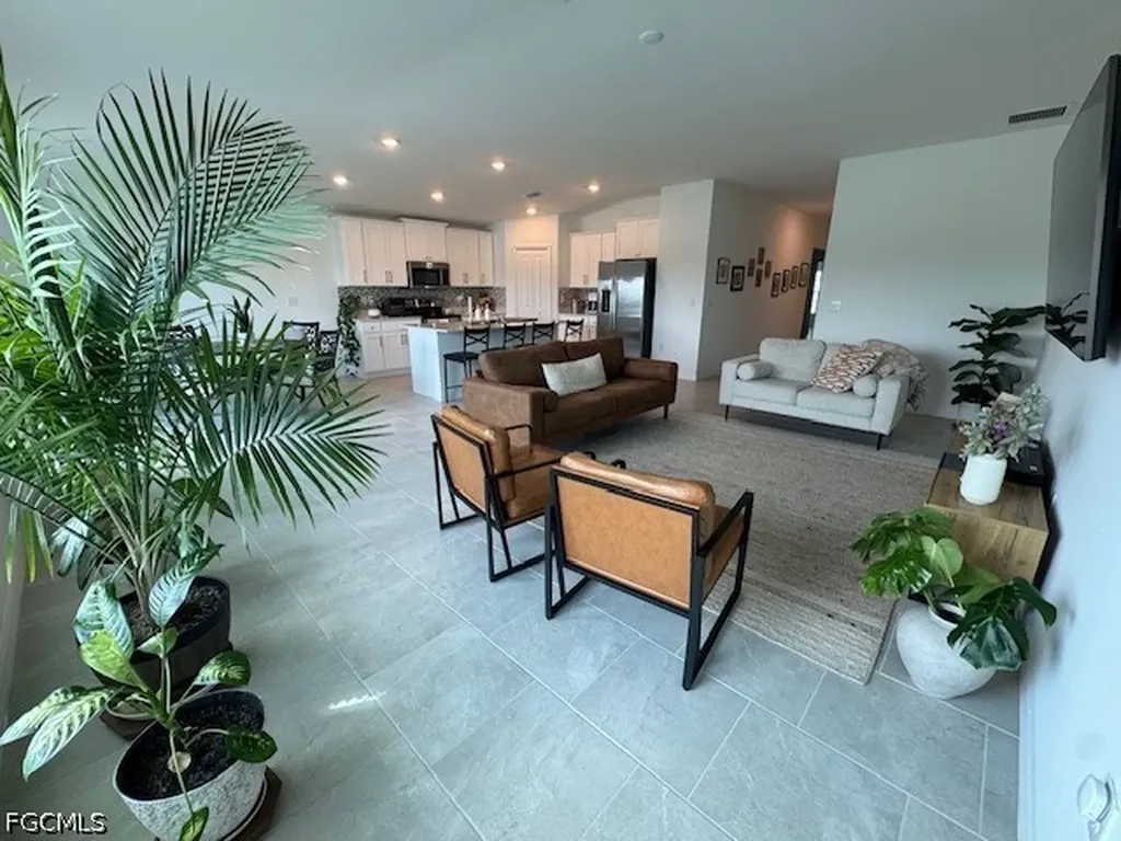 3892 Treasure Oak Way Fort Myers FL 33905