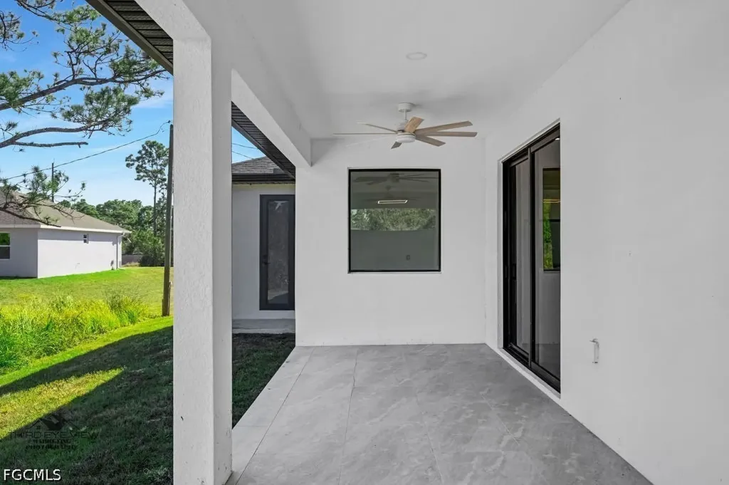 1752 Pine Avenue Lehigh Acres FL 33972