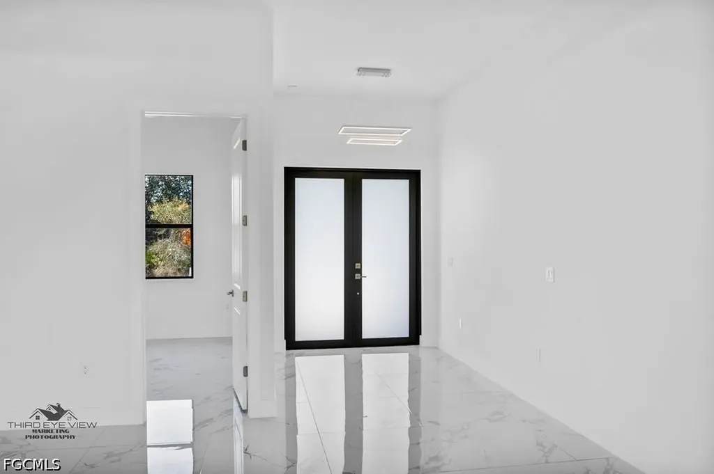 1752 Pine Avenue Lehigh Acres FL 33972