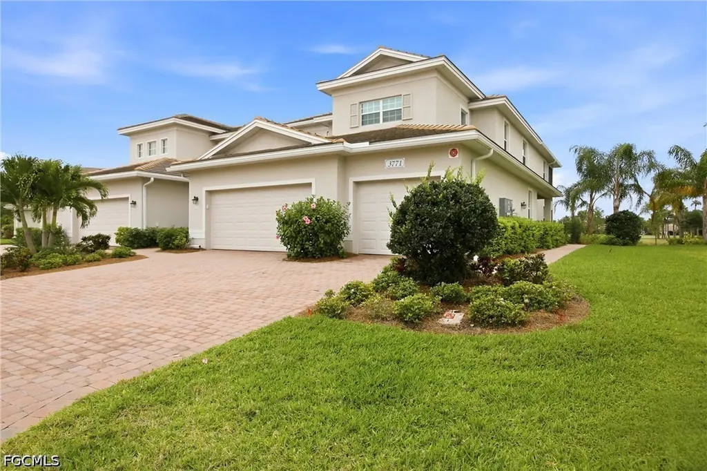 3771 Pebblebrook Ridge Court Fort Myers FL 33905