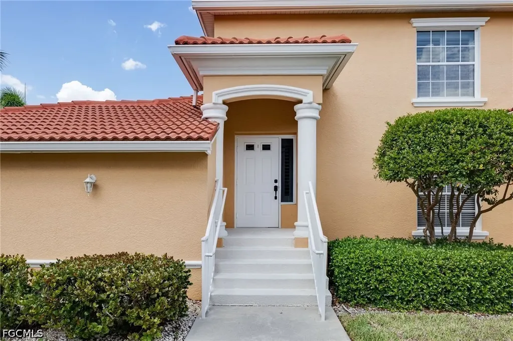 13951 Eagle Ridge Lakes Drive Fort Myers FL 33912