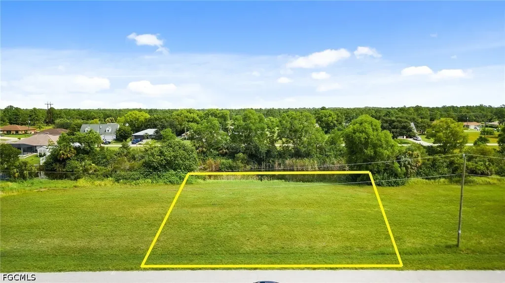 2105 NE 27th Street Cape Coral FL 33909