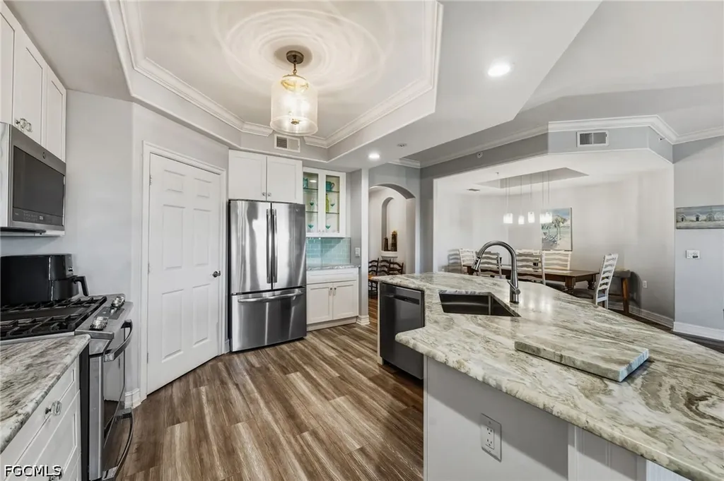 11040 Harbour Yacht Court Fort Myers FL 33908