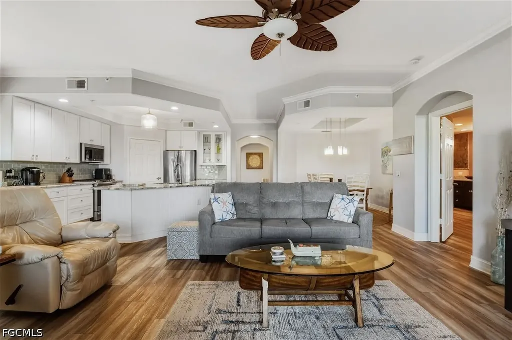 11040 Harbour Yacht Court Fort Myers FL 33908