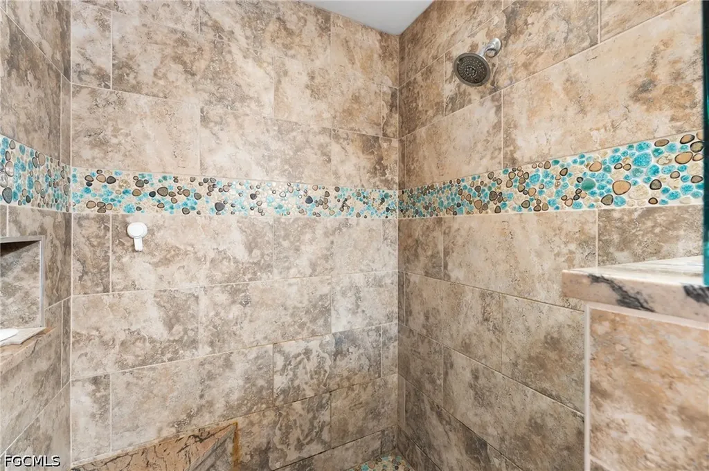 11040 Harbour Yacht Court Fort Myers FL 33908