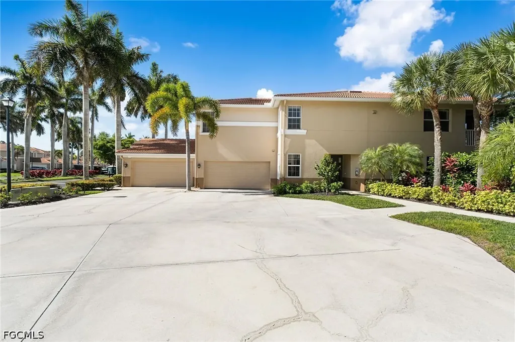 11040 Harbour Yacht Court Fort Myers FL 33908