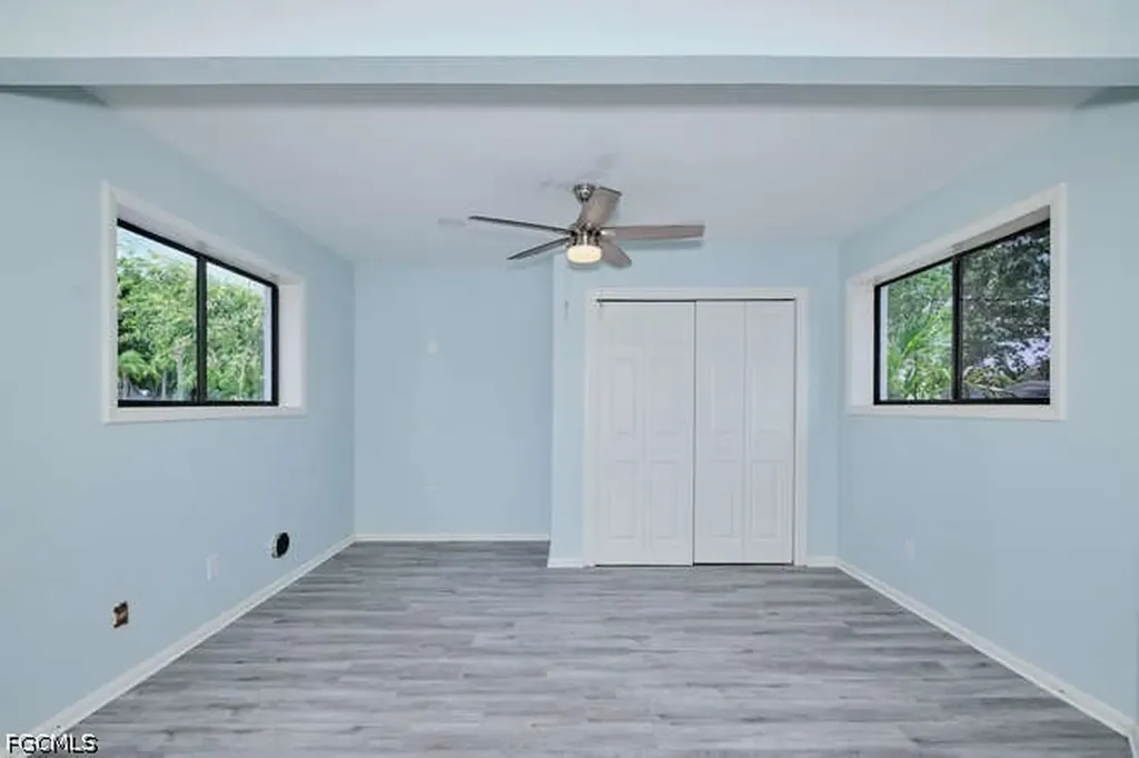 4370 Deleon Street Fort Myers FL 33901