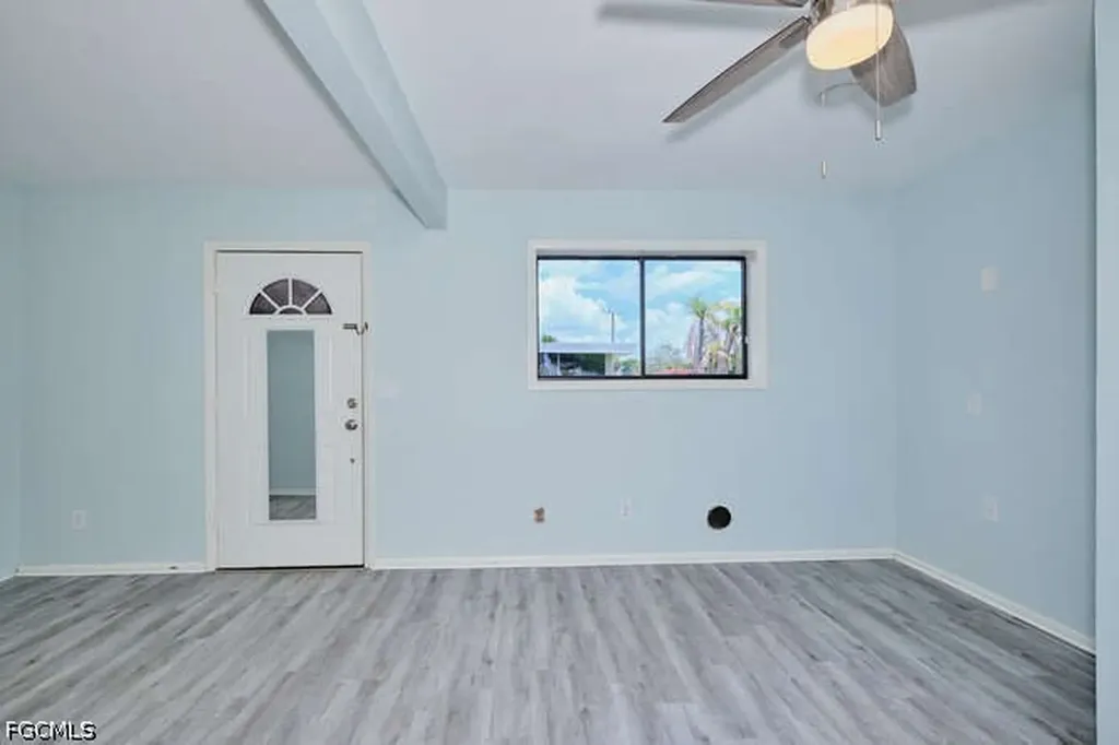4370 Deleon Street Fort Myers FL 33901