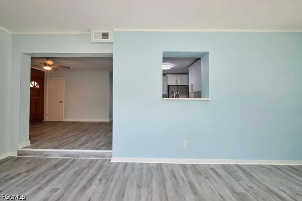 4370 Deleon Street Fort Myers FL 33901