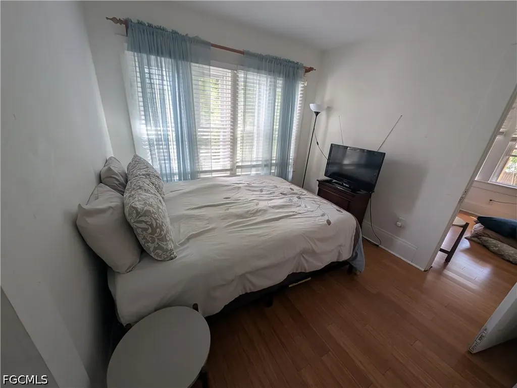 1637 Woodford Avenue Fort Myers FL 33901