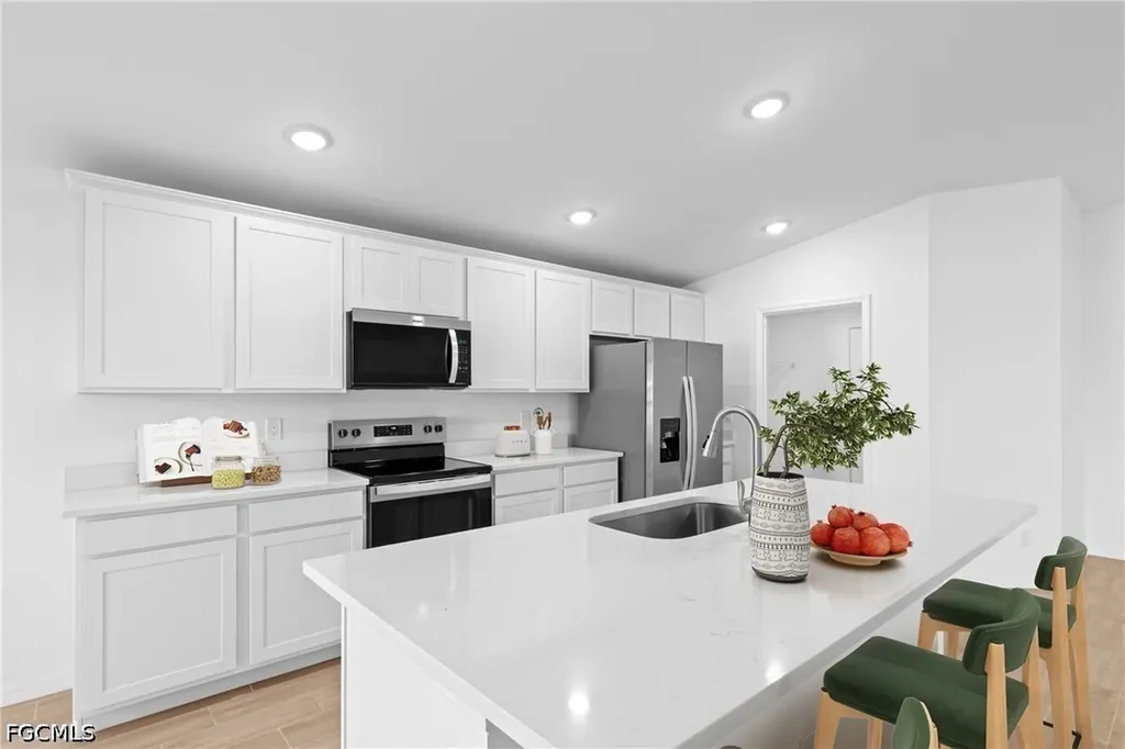 1221 NE 13th Avenue Cape Coral FL 33909