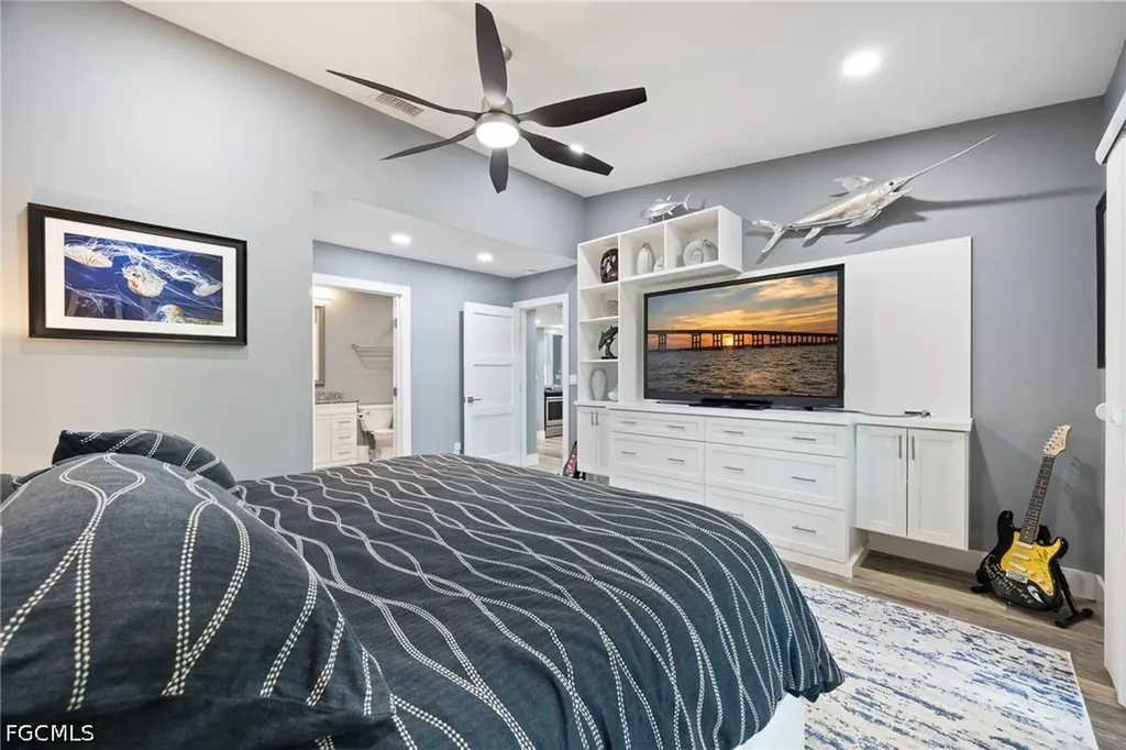 4904 Vincennes Street Cape Coral FL 33904