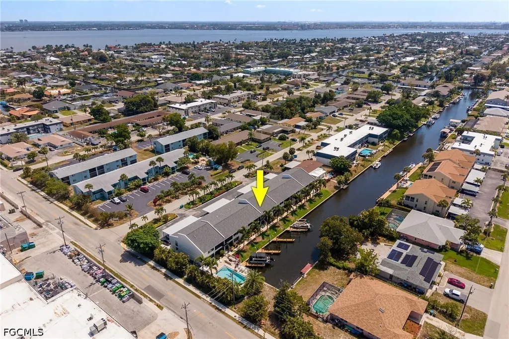 4904 Vincennes Street Cape Coral FL 33904