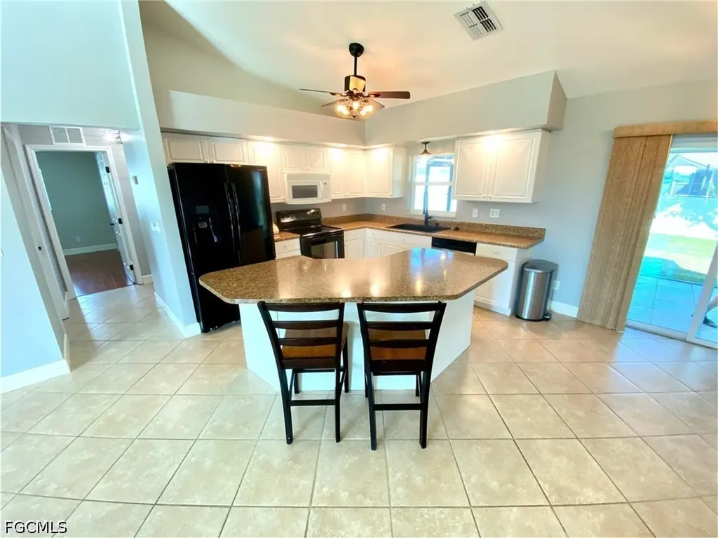 231 NW 26th Avenue Cape Coral FL 33993