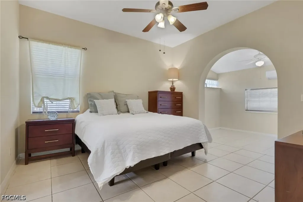 134 SE 18th Street Cape Coral FL 33990