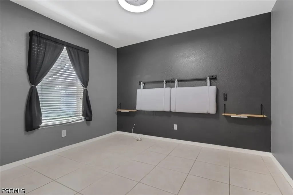 134 SE 18th Street Cape Coral FL 33990