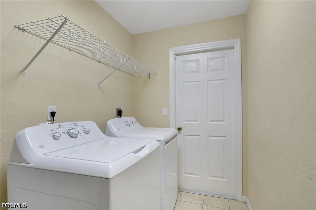 134 SE 18th Street Cape Coral FL 33990
