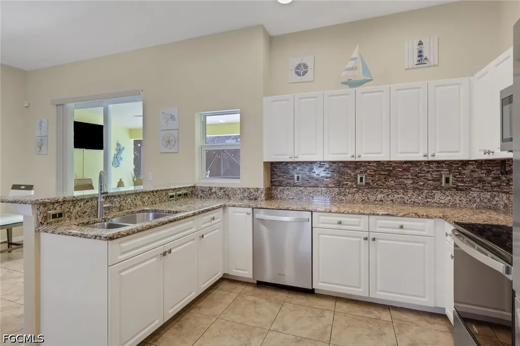134 SE 18th Street Cape Coral FL 33990