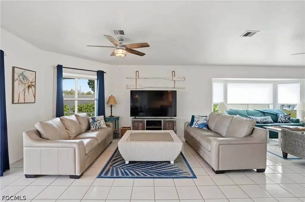 4433 SE 8th Place Cape Coral FL 33904