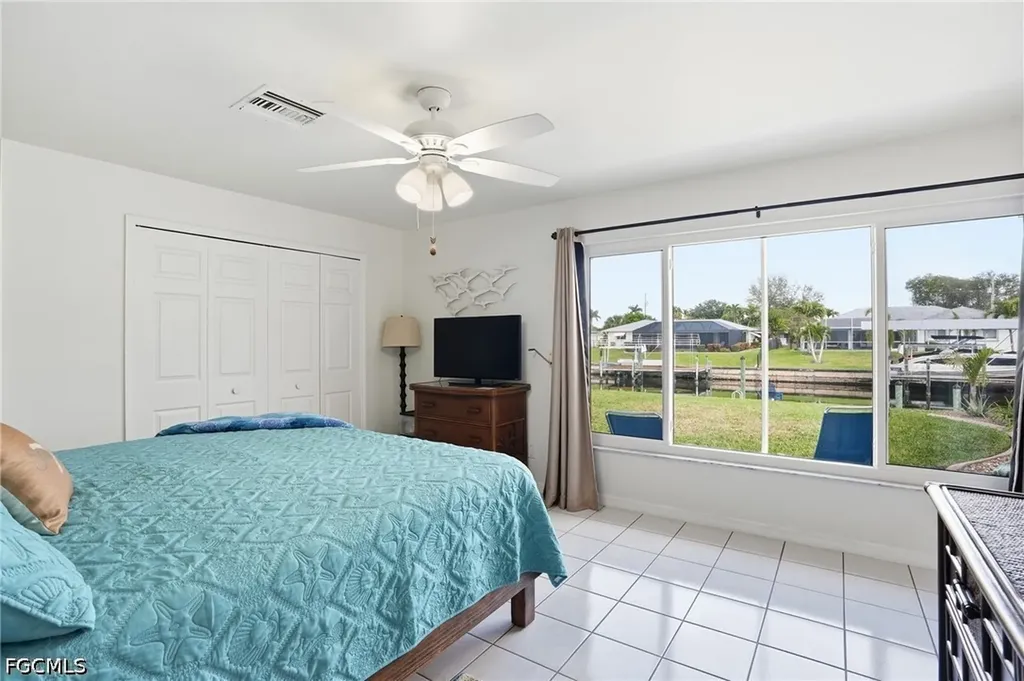 4433 SE 8th Place Cape Coral FL 33904