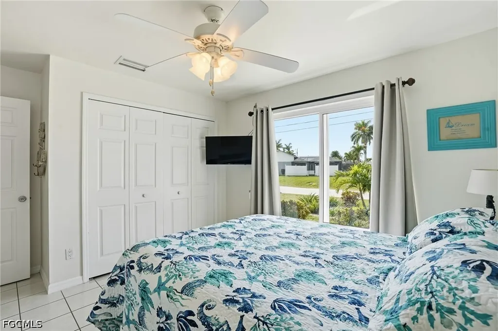 4433 SE 8th Place Cape Coral FL 33904