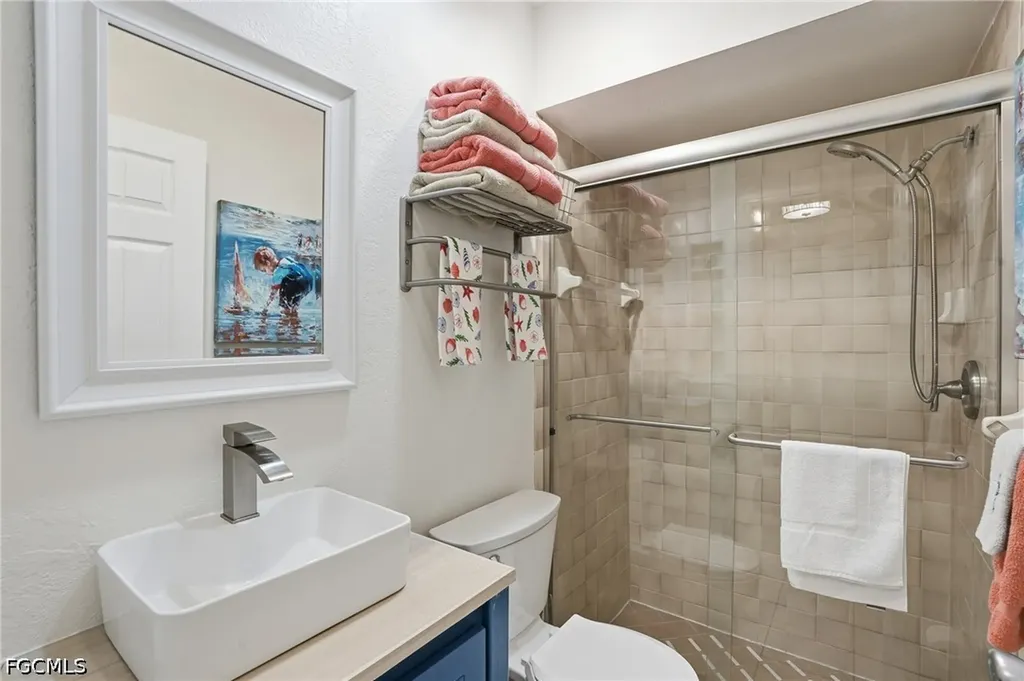 4433 SE 8th Place Cape Coral FL 33904
