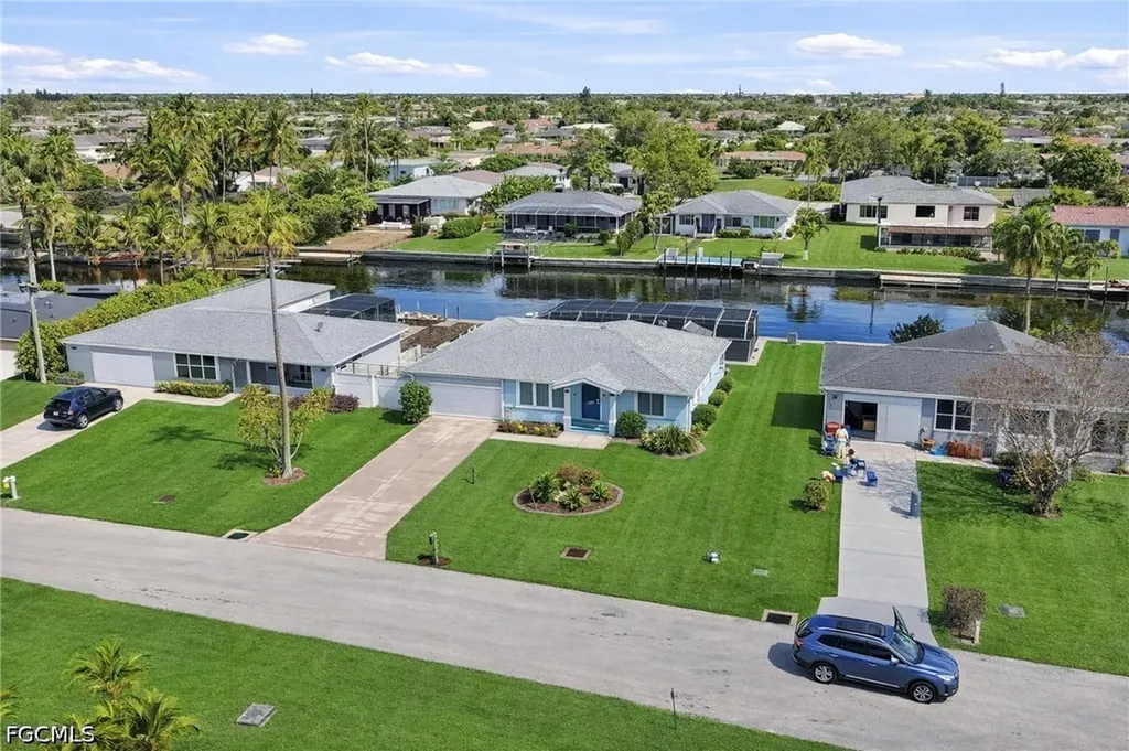 4433 SE 8th Place Cape Coral FL 33904