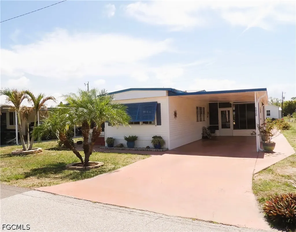5020 Forest Park Drive North Fort Myers FL 33917