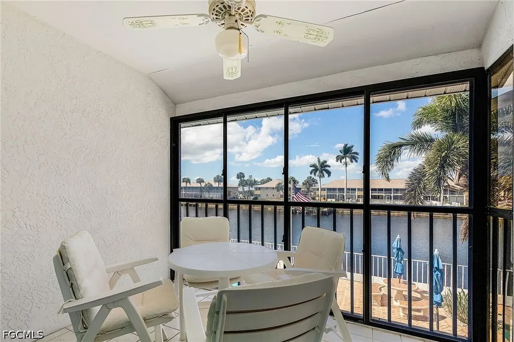 4620 SE 5th Place Cape Coral FL 33904