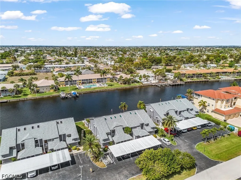 4620 SE 5th Place Cape Coral FL 33904