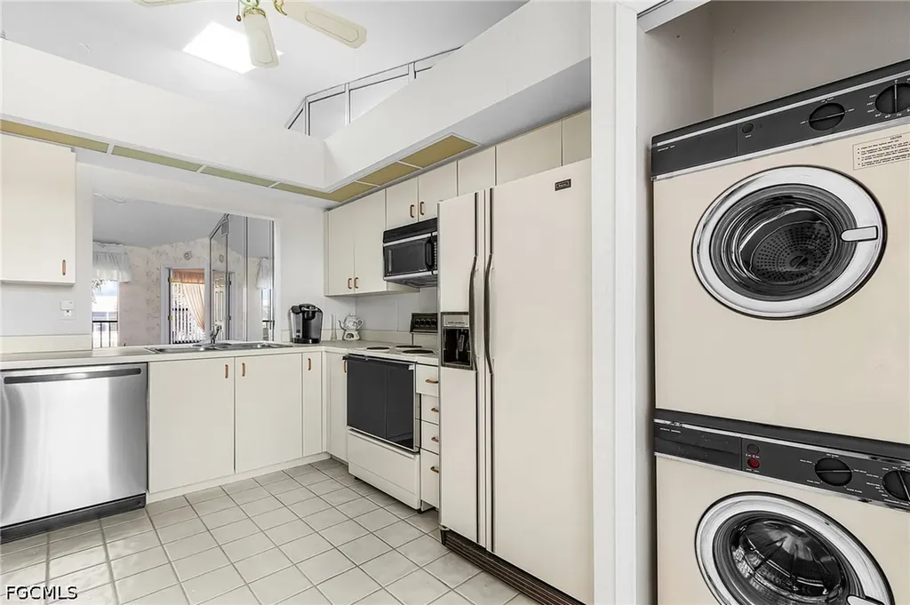 4620 SE 5th Place Cape Coral FL 33904