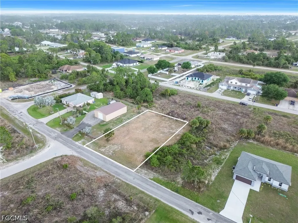 959 Edgerton Avenue Lehigh Acres FL 33974