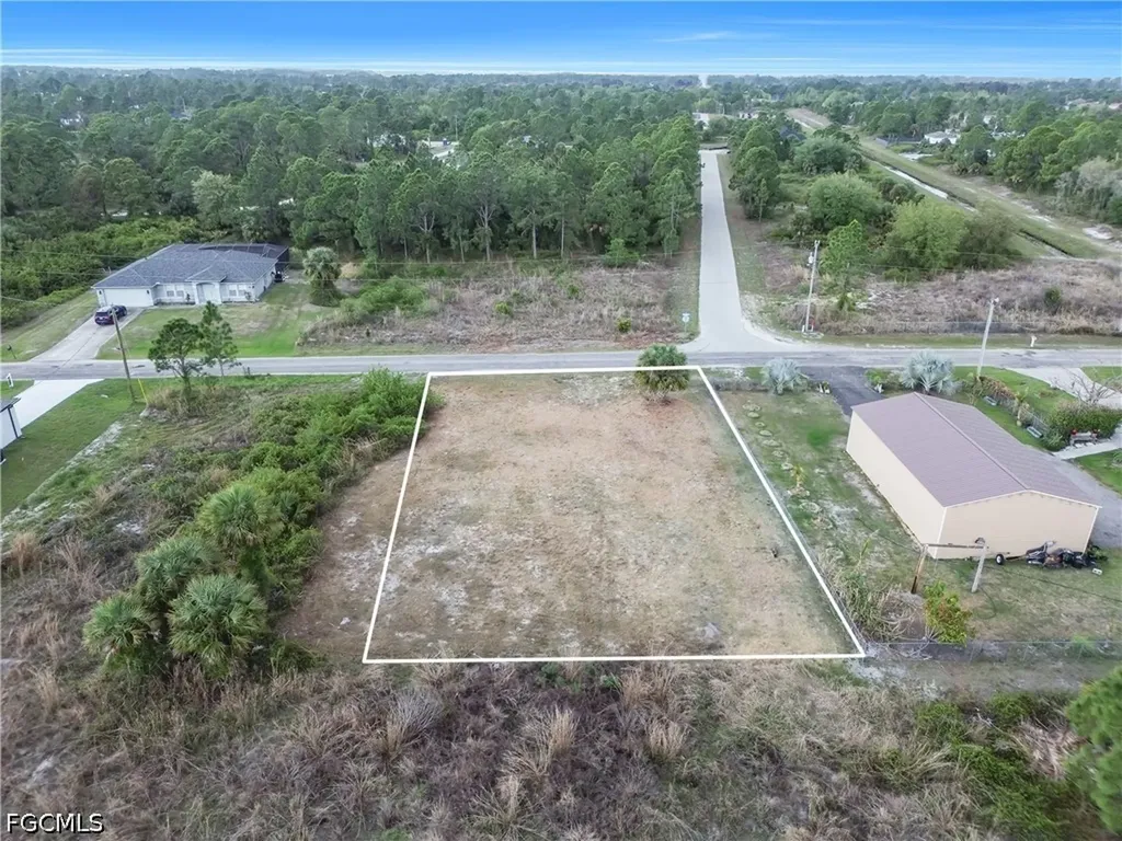 959 Edgerton Avenue Lehigh Acres FL 33974