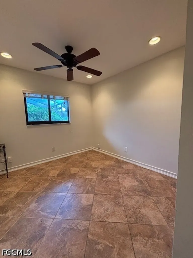 1155 SW 43rd Street Cape Coral FL 33914