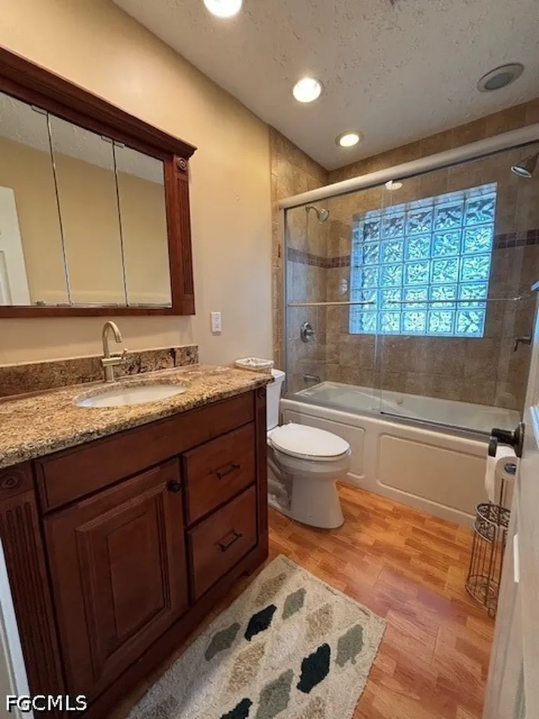 1155 SW 43rd Street Cape Coral FL 33914