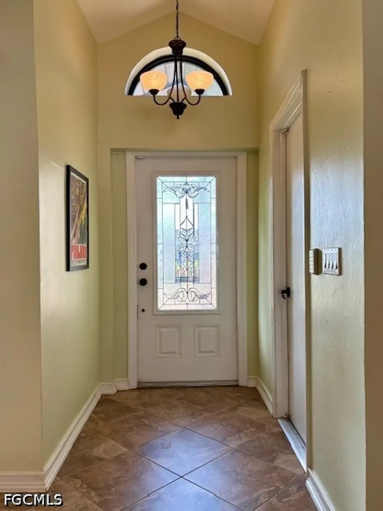 1155 SW 43rd Street Cape Coral FL 33914