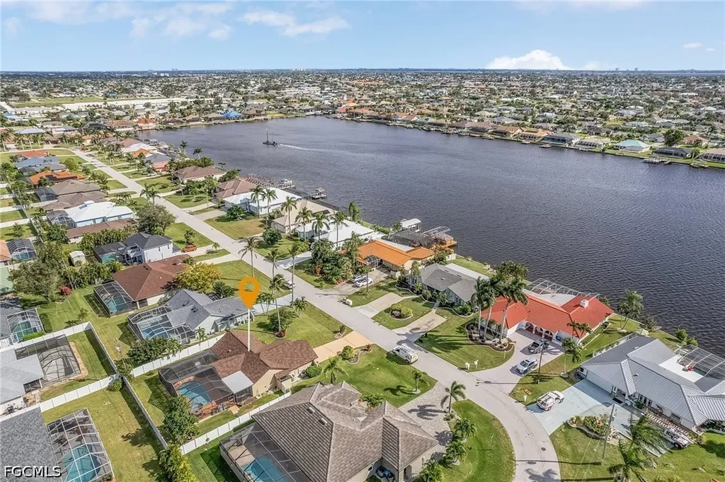 1155 SW 43rd Street Cape Coral FL 33914