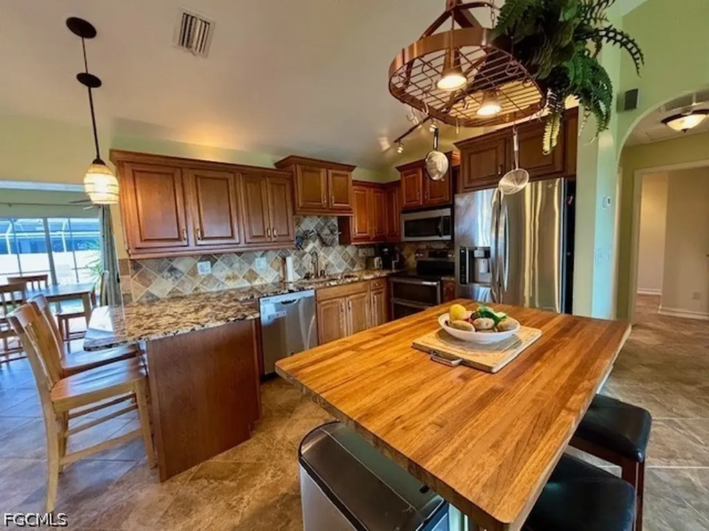 1155 SW 43rd Street Cape Coral FL 33914